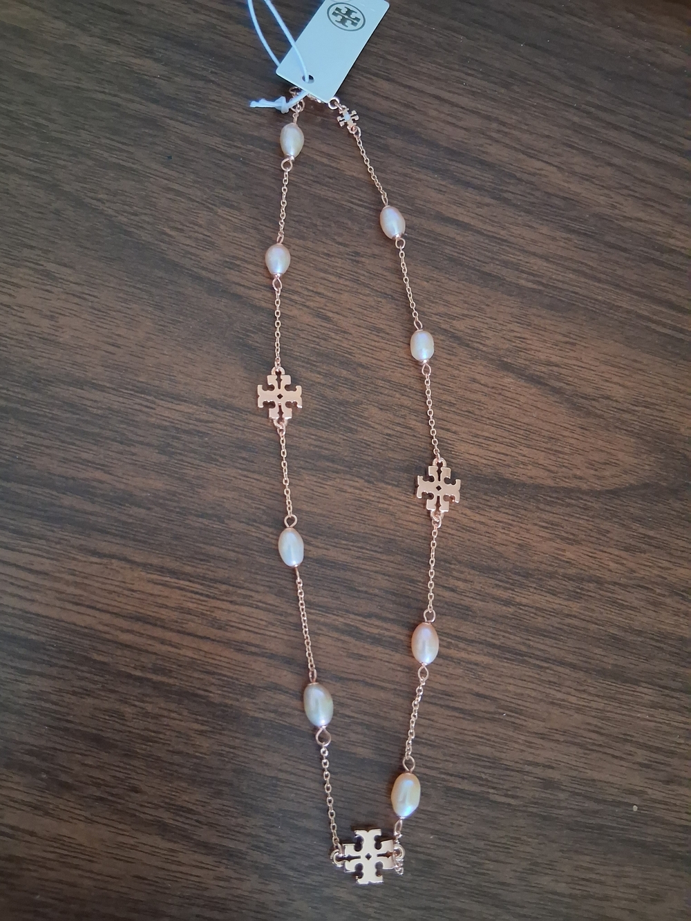 🌷Tory Burch Rose Gold Immitation Pearl And Crystal Pave Kira Logo Necklace NWT - Picture 4 of 15